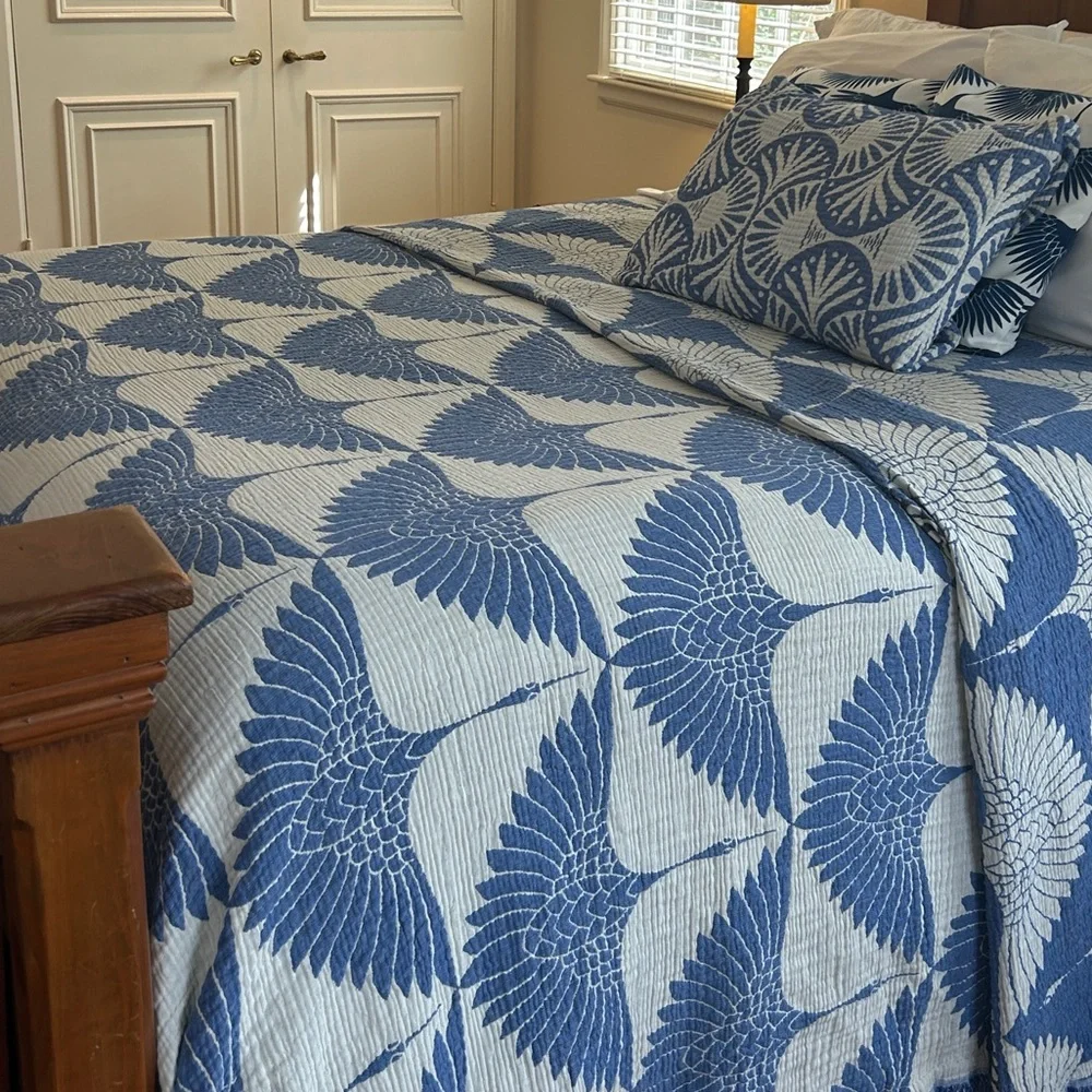 Modern Woven Birds in Flight Cranes Blue Gray KING Bedspread 2 Side FLiPSiDE NEW - Picture 10 of 16